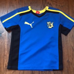 Puma boy’s teeshirt soccer jersey athletic shirt